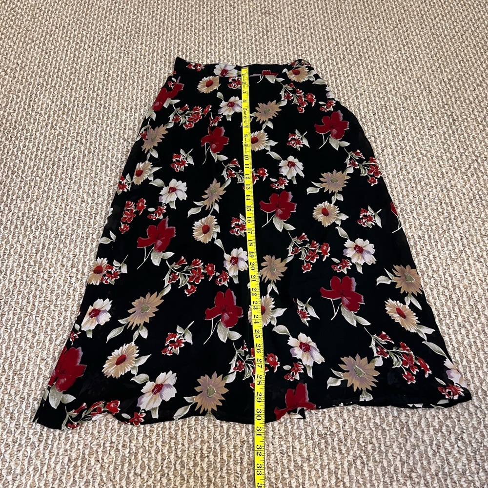 Petite Sophisticate Black Floral Midi Skirt Size 2 Goth Cottagecore Whimsigoth - Picture 5 of 15